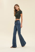 Load image into Gallery viewer, Ribbed Cropped Sweater
