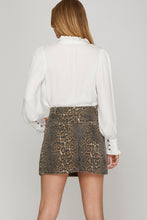 Load image into Gallery viewer, Leopard Washed Mini Skirt
