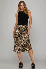 Load image into Gallery viewer, Satin Leopard Midi Skirt
