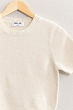Load image into Gallery viewer, Basic Short Sleeve Sweater
