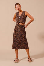 Load image into Gallery viewer, Leopard Midi Skirt
