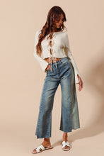 Load image into Gallery viewer, Two-Tone Mid-Rise Denim Jean
