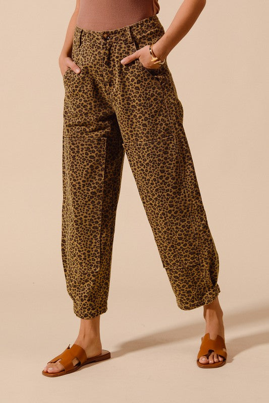 Leopard Barrel  Jean