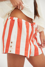 Load image into Gallery viewer, Striped Shorts
